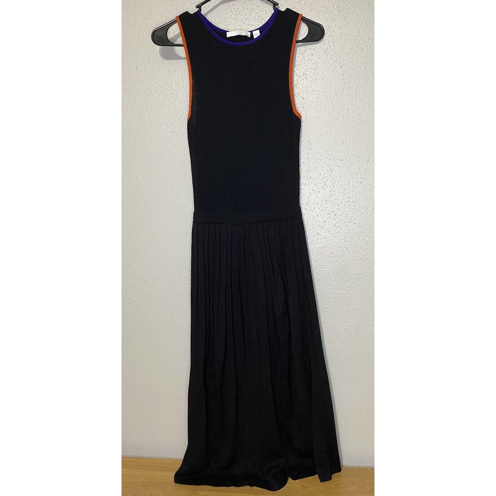 Hugo Boss Dress Women's Size‎ XSPleated Black Midi Sleeveless